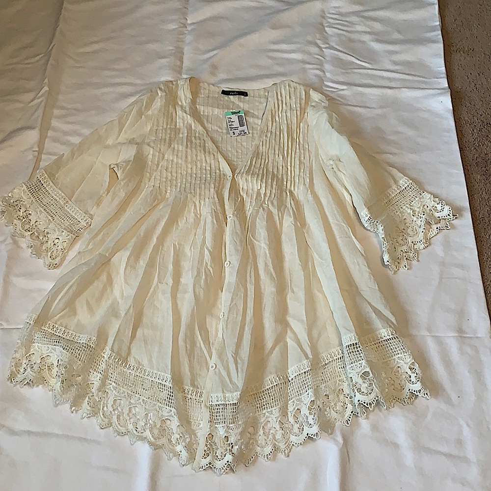 Tunic, summer lace. Ivory size small